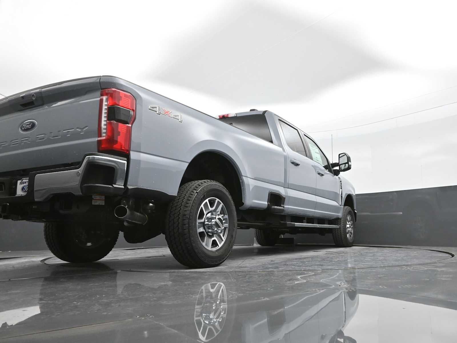 2026 Ford Super Duty F-350 SRW LARIAT