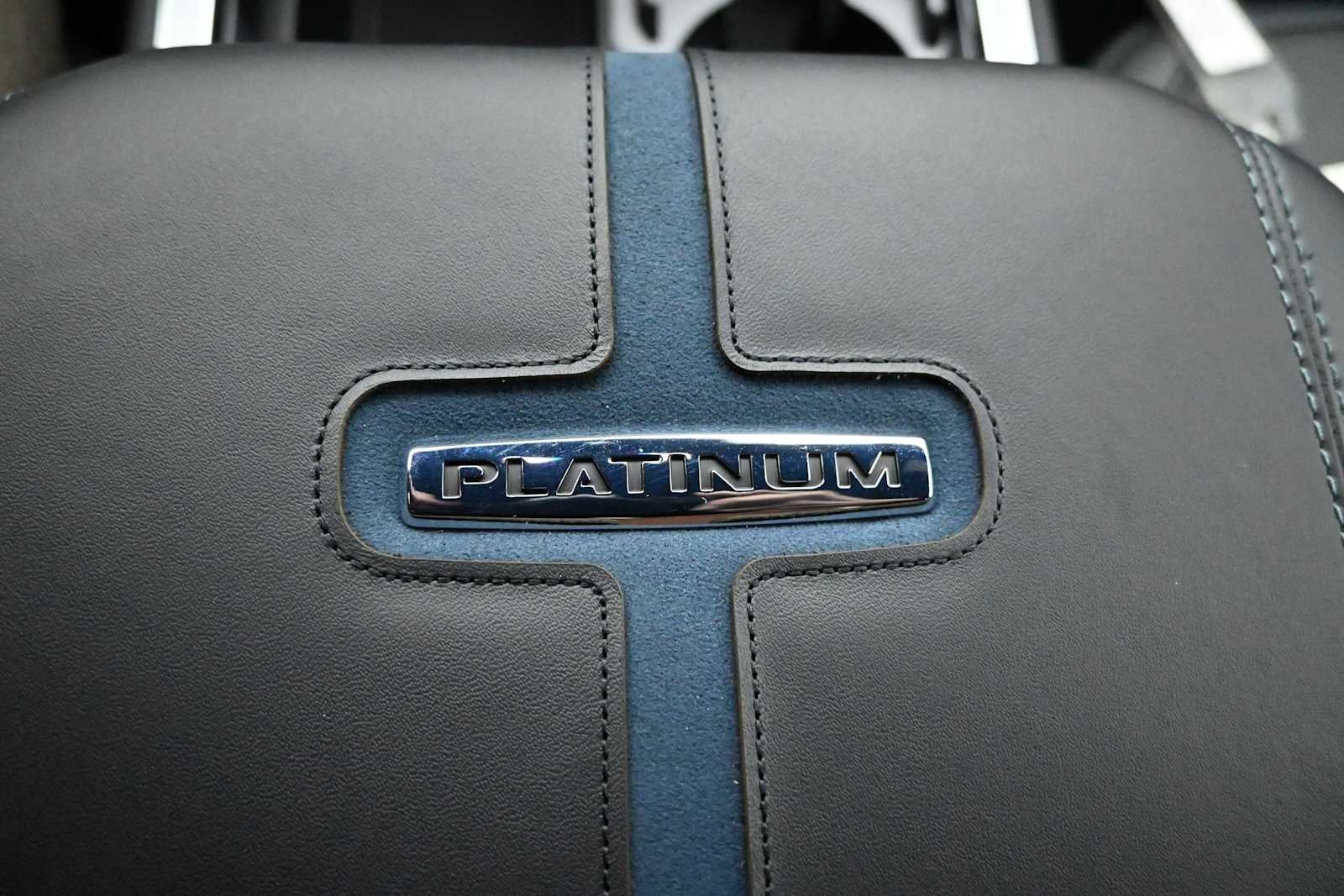 2026 Ford Super Duty F-350 SRW Platinum
