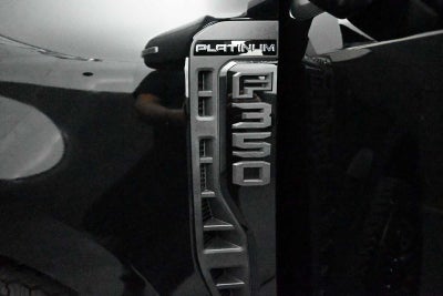 2026 Ford Super Duty F-350 SRW Platinum