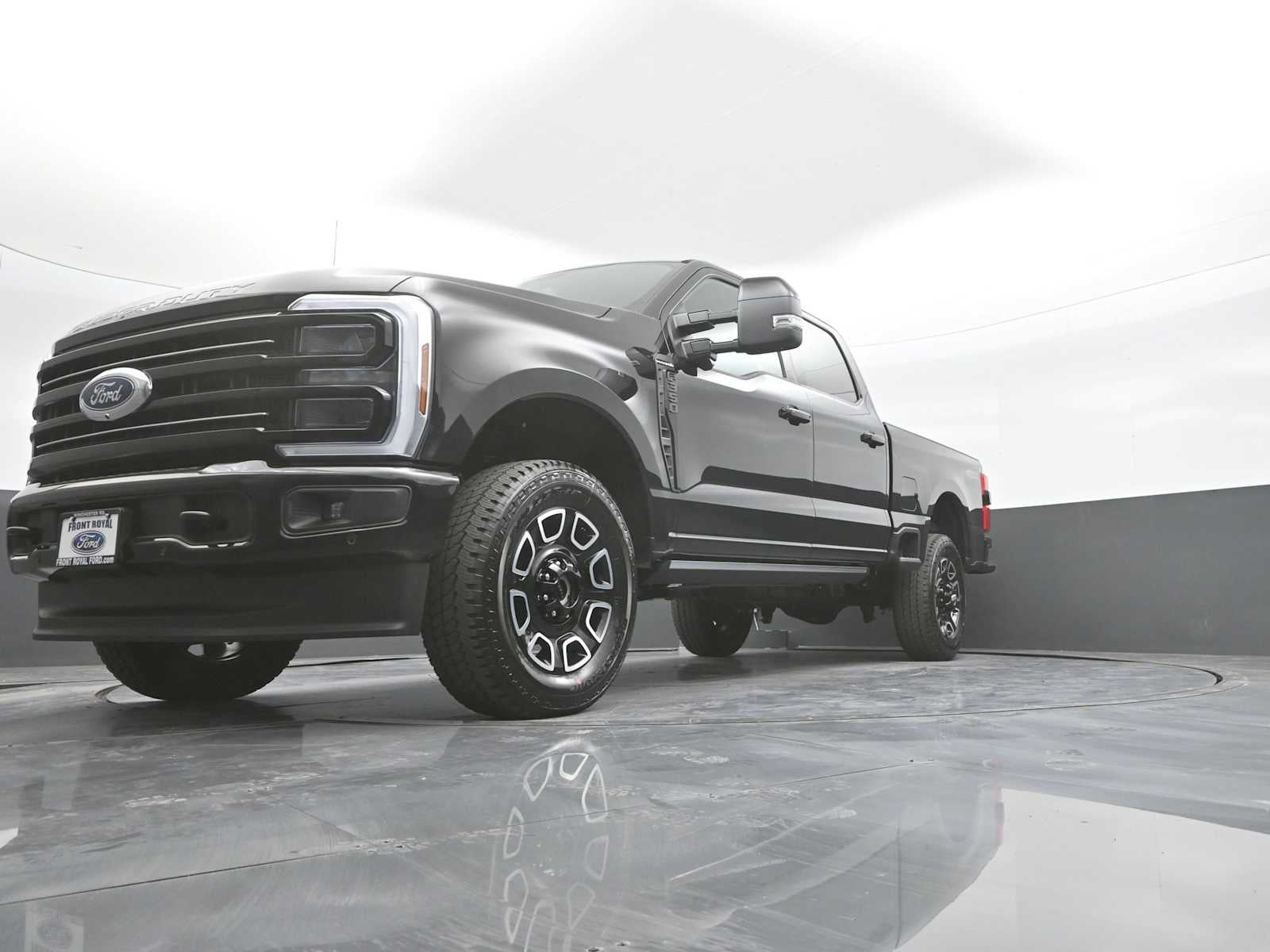 2026 Ford Super Duty F-350 SRW Platinum