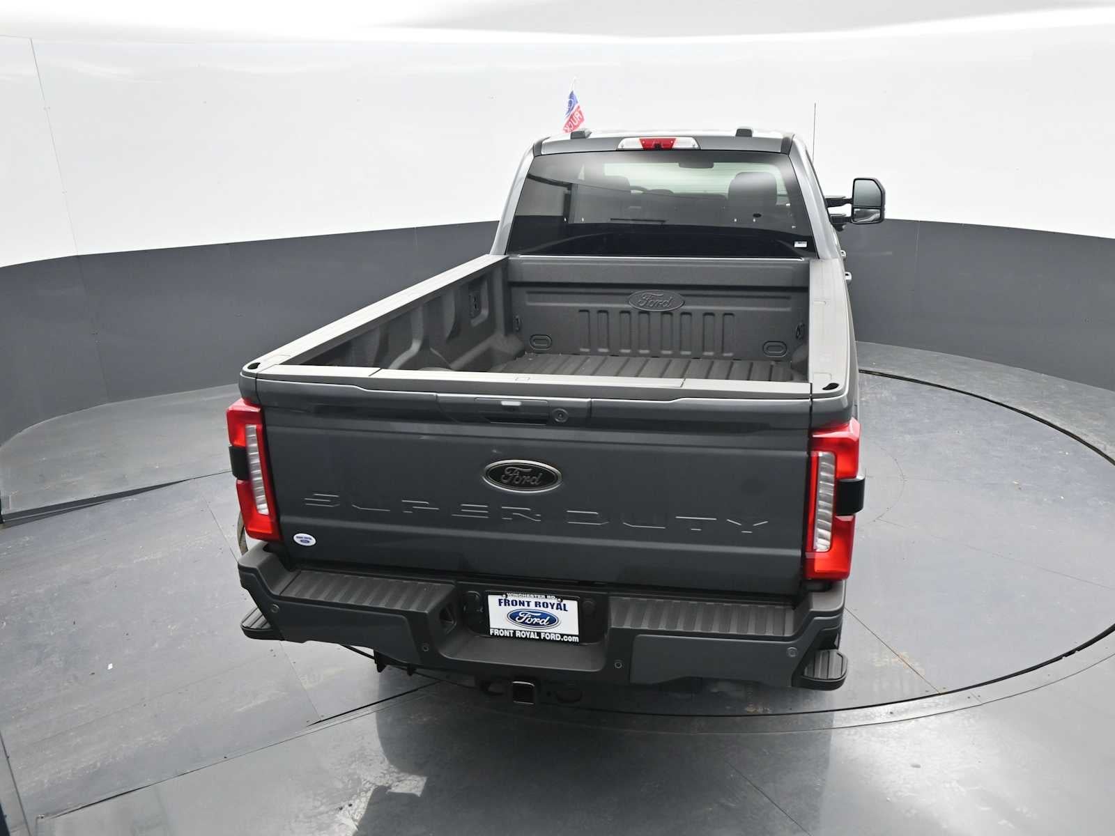 2026 Ford Super Duty F-350 SRW XLT