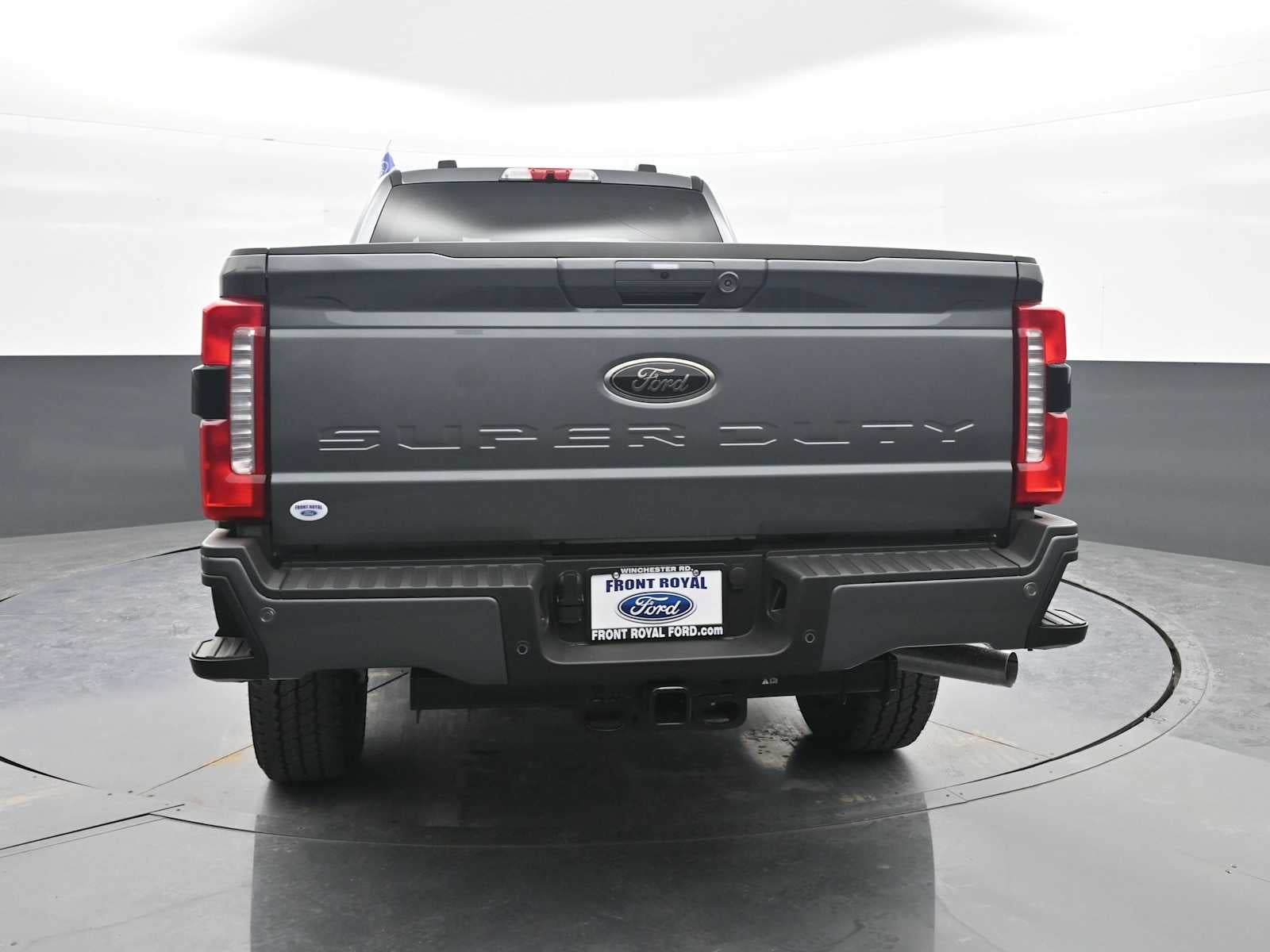 2026 Ford Super Duty F-350 SRW XLT