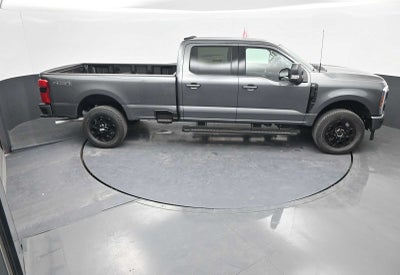 2026 Ford Super Duty F-350 SRW XLT