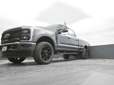 2026 Ford Super Duty F-350 SRW XLT