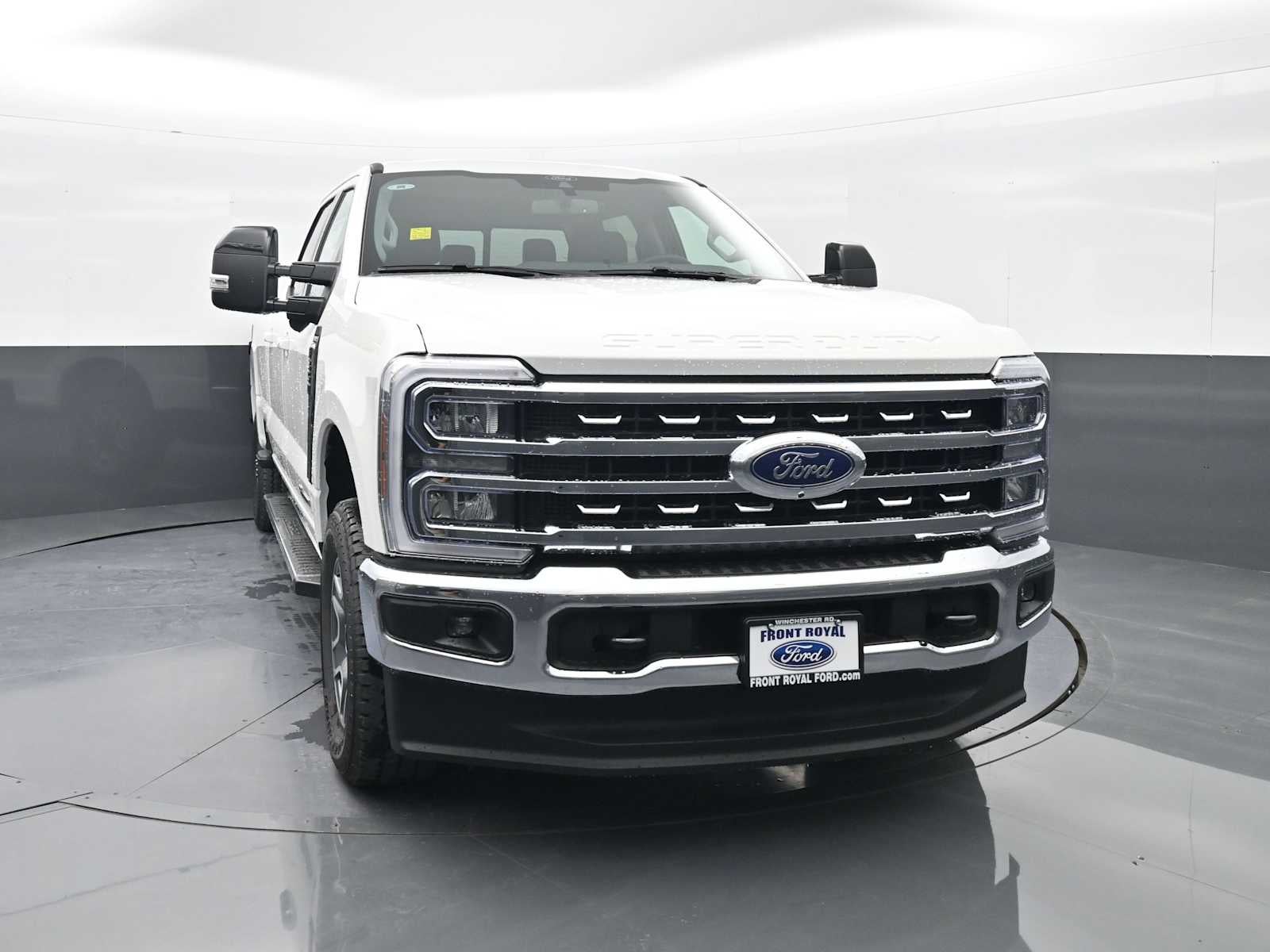 2026 Ford Super Duty F-350 SRW LARIAT
