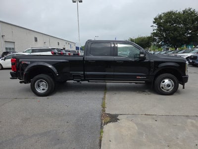 2026 Ford Super Duty F-350 DRW Platinum