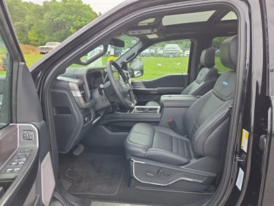 2026 Ford Super Duty F-350 DRW Platinum