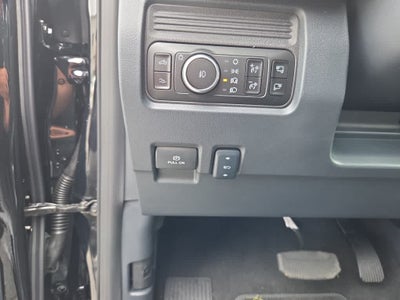 2026 Ford Super Duty F-350 DRW Platinum