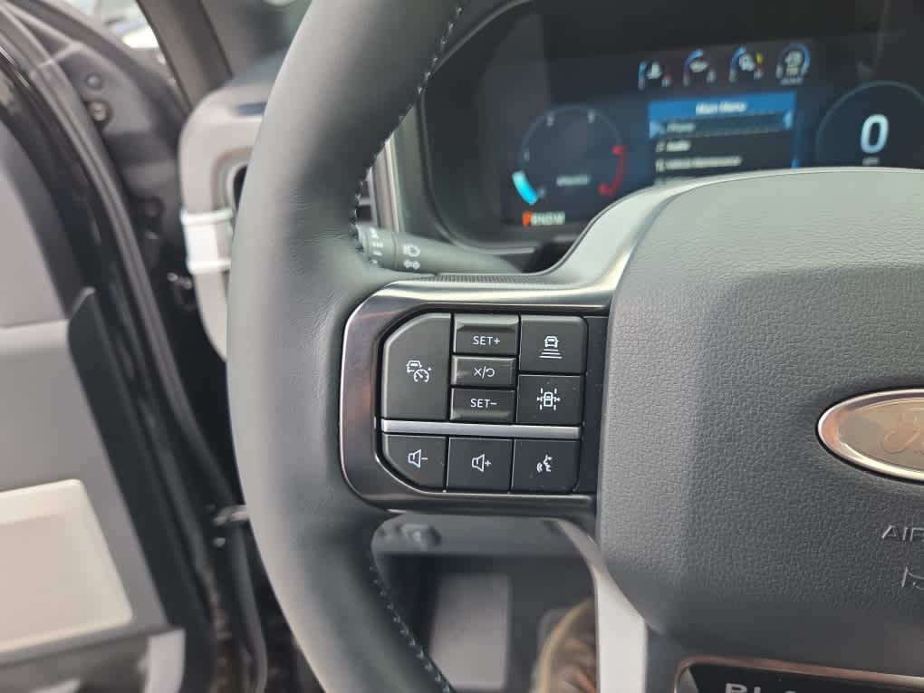 2026 Ford Super Duty F-350 DRW Platinum