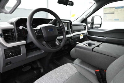 2026 Ford Super Duty F-350 SRW XLT
