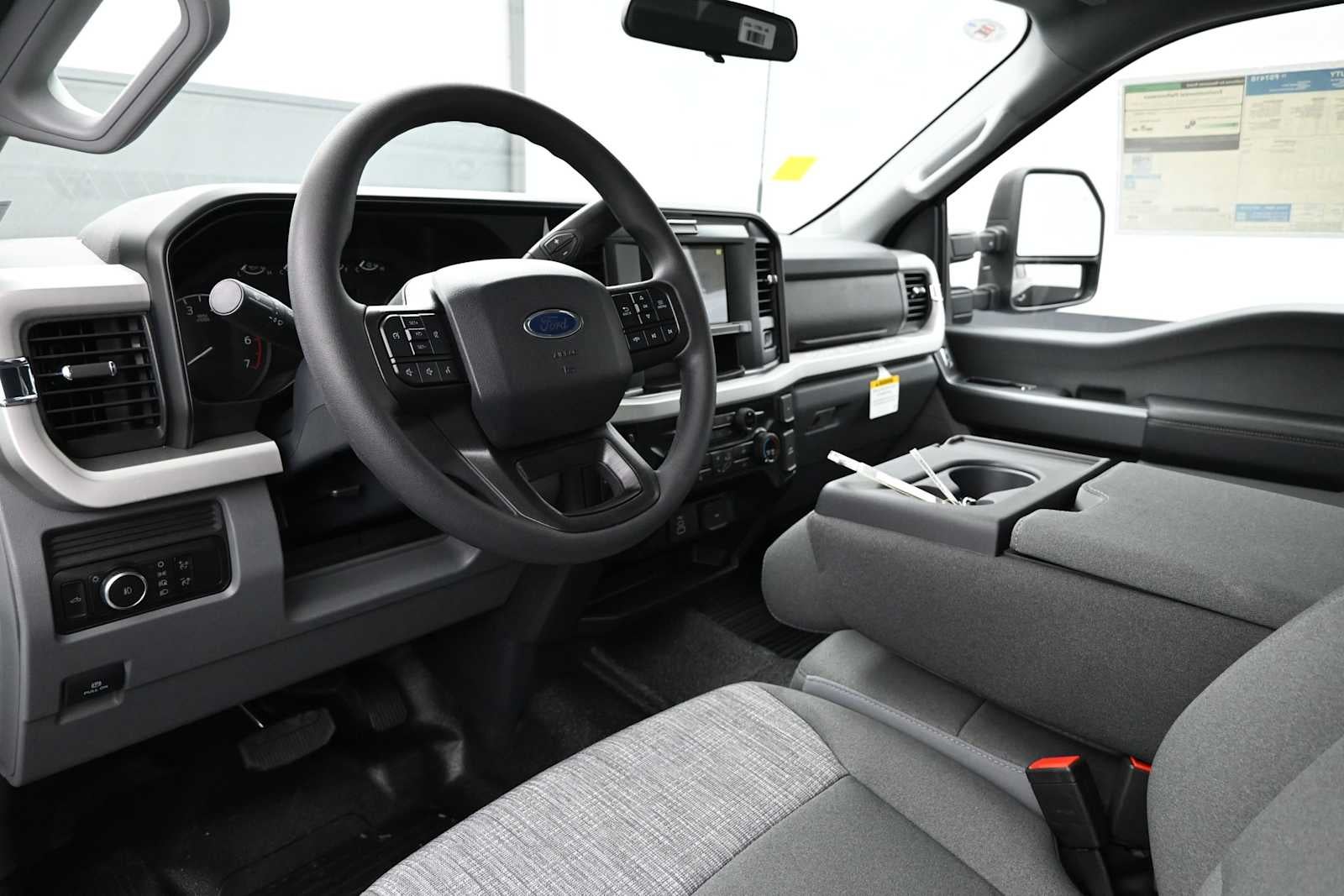 2026 Ford Super Duty F-350 SRW XLT