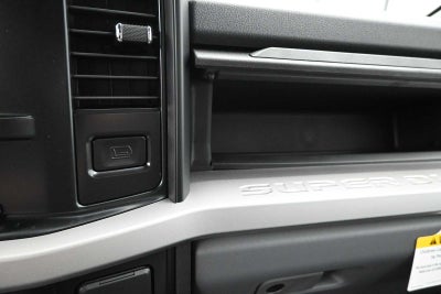 2026 Ford Super Duty F-350 SRW XLT