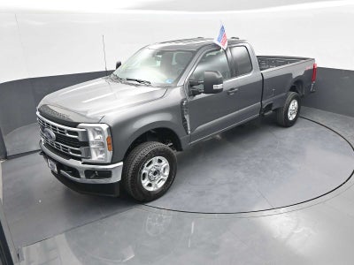2026 Ford Super Duty F-350 SRW XLT
