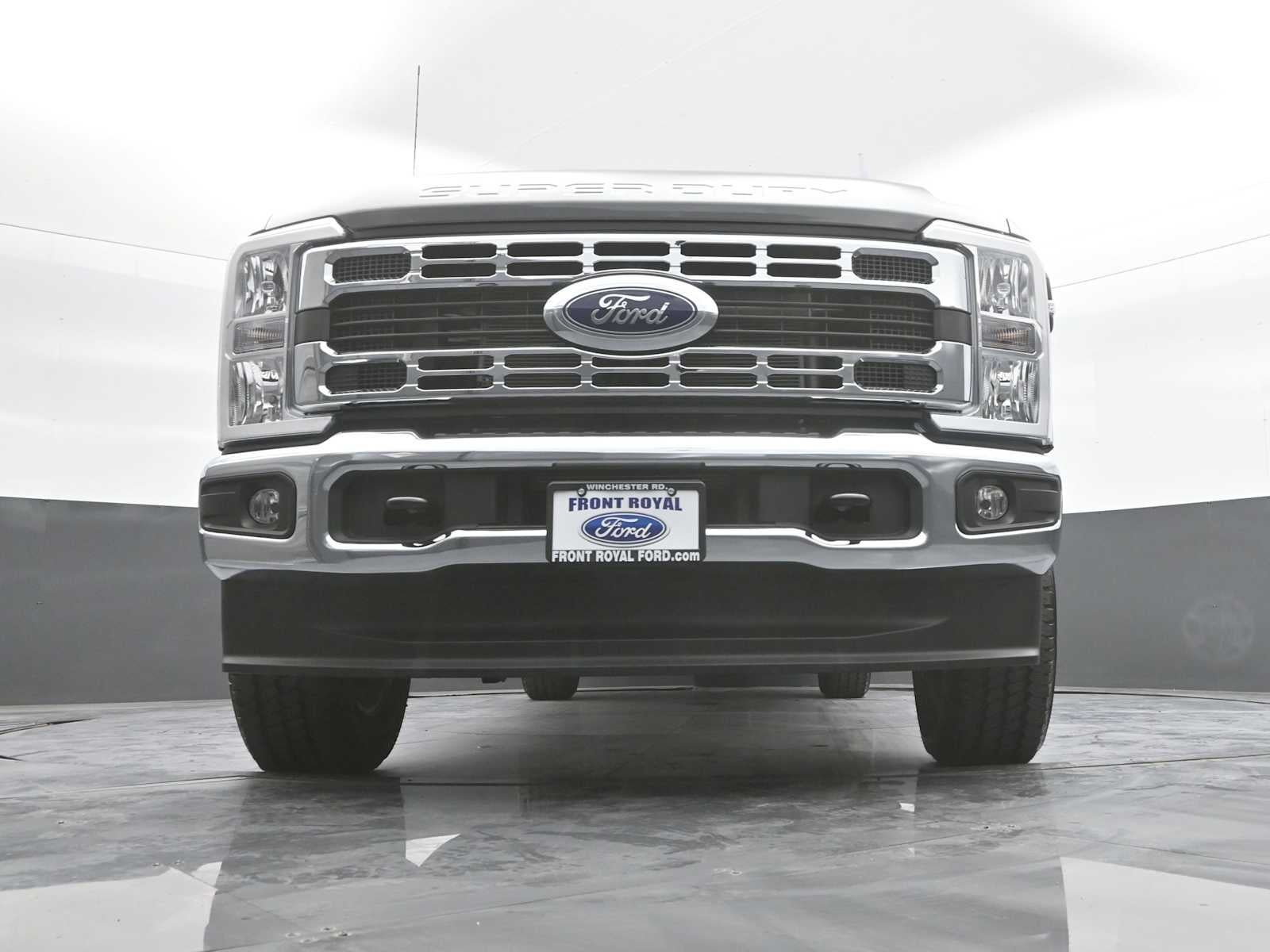 2026 Ford Super Duty F-350 SRW XLT