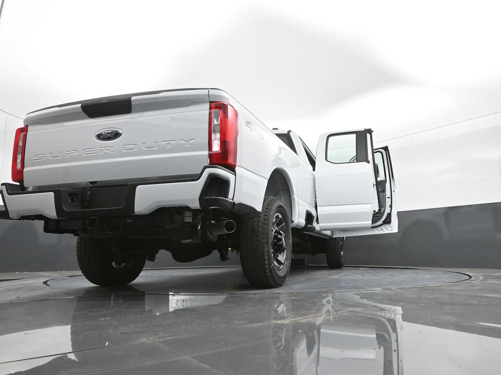 2026 Ford Super Duty F-350 SRW XL