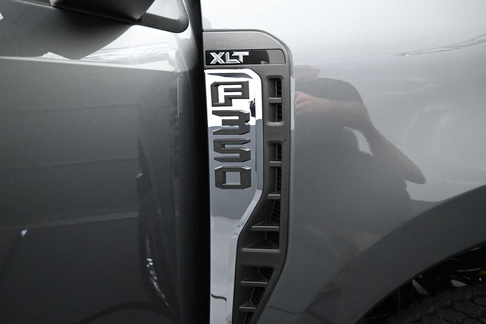 2026 Ford Super Duty F-350 SRW XLT
