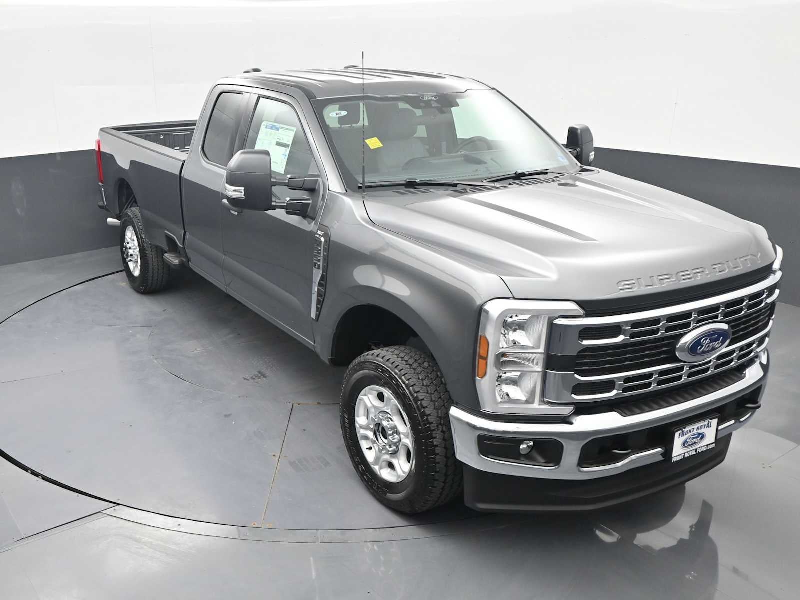 2026 Ford Super Duty F-350 SRW XLT