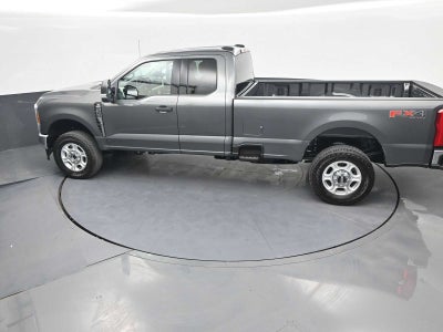 2026 Ford Super Duty F-350 SRW XLT
