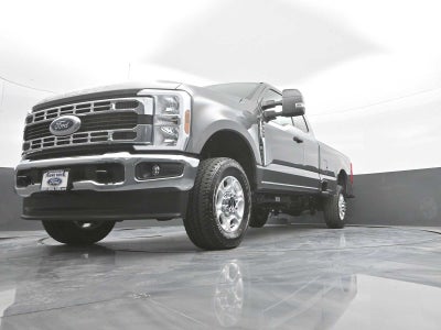 2026 Ford Super Duty F-350 SRW XLT