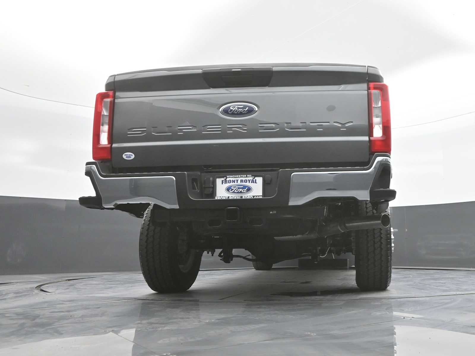 2026 Ford Super Duty F-350 SRW XLT