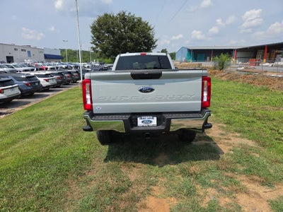 2026 Ford Super Duty F-350 SRW XLT