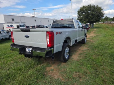 2026 Ford Super Duty F-350 SRW XLT