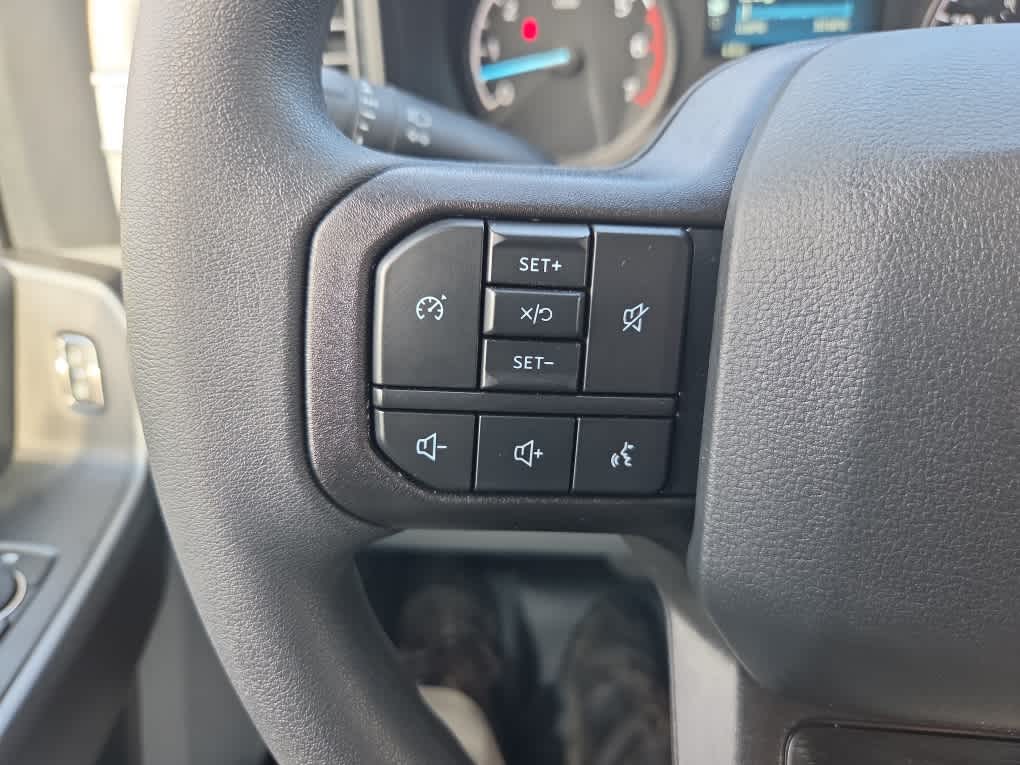 2026 Ford Super Duty F-350 SRW XLT