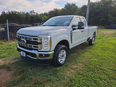 2026 Ford Super Duty F-350 SRW XLT