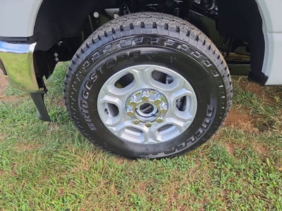 2026 Ford Super Duty F-350 SRW XLT