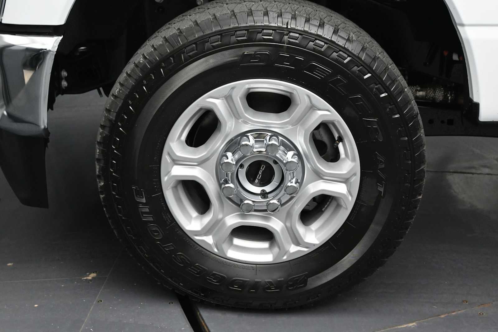 2026 Ford Super Duty F-350 SRW XLT