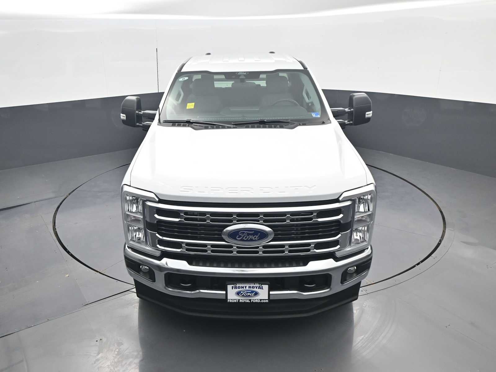 2026 Ford Super Duty F-350 SRW XLT