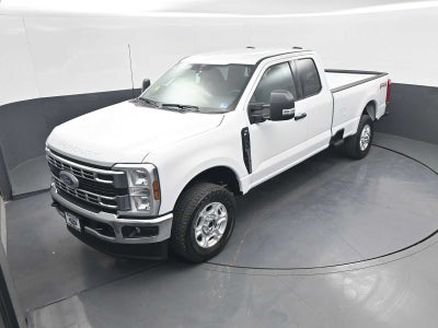 2026 Ford Super Duty F-350 SRW XLT