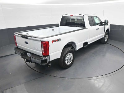 2026 Ford Super Duty F-350 SRW XLT