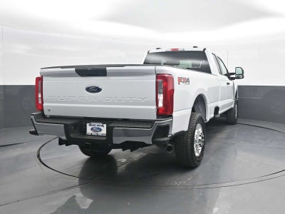 2026 Ford Super Duty F-350 SRW XLT