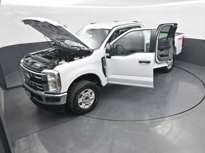 2026 Ford Super Duty F-350 SRW XLT