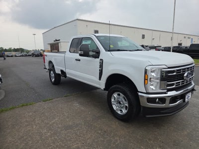 2026 Ford Super Duty F-350 SRW XLT