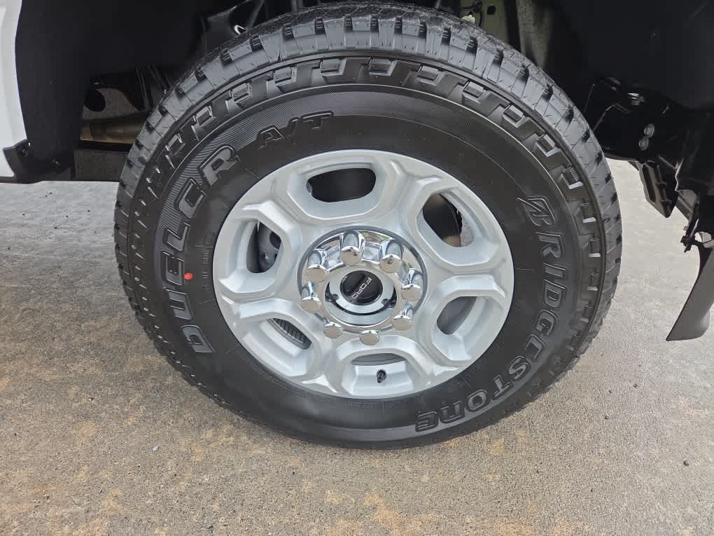 2026 Ford Super Duty F-350 SRW XLT