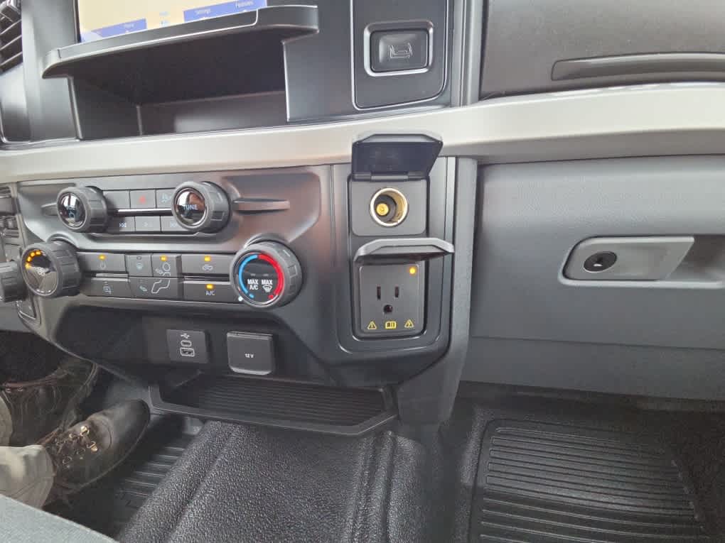 2026 Ford Super Duty F-350 SRW XLT