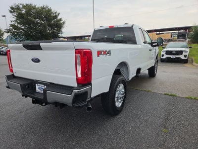 2026 Ford Super Duty F-350 SRW XLT