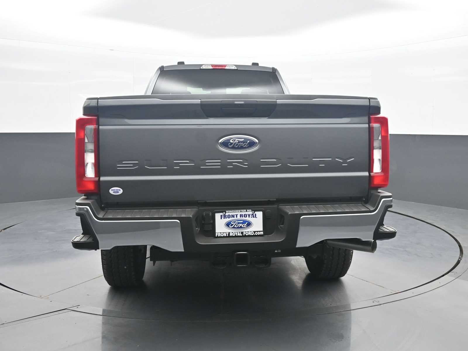 2026 Ford Super Duty F-350 SRW XLT
