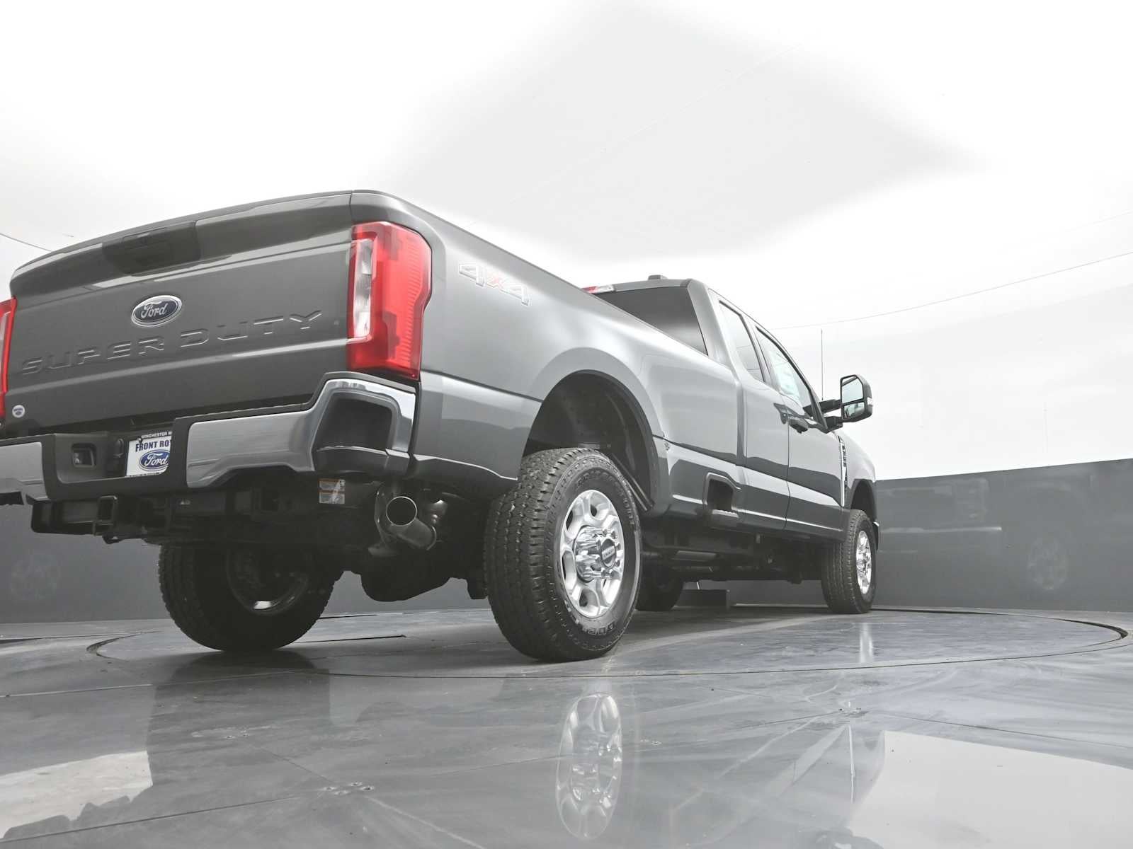 2026 Ford Super Duty F-350 SRW XLT