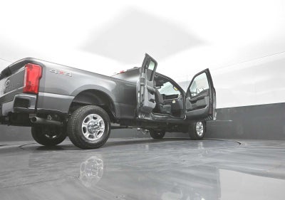 2026 Ford Super Duty F-350 SRW XLT