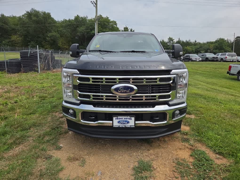 2026 Ford Super Duty F-350 SRW XLT