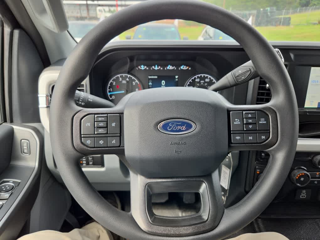 2026 Ford Super Duty F-350 SRW XLT