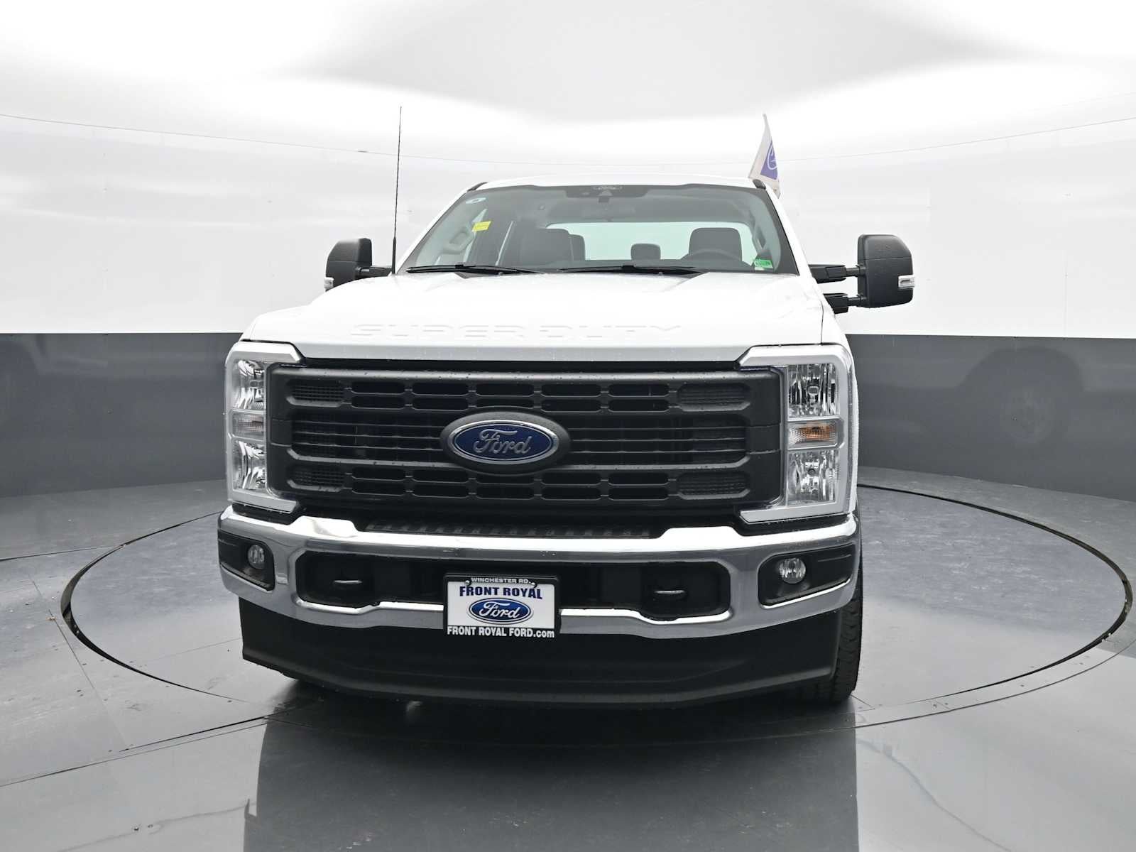 2026 Ford Super Duty F-350 SRW XL
