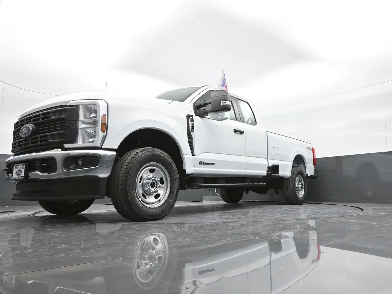 2026 Ford Super Duty F-350 SRW XL