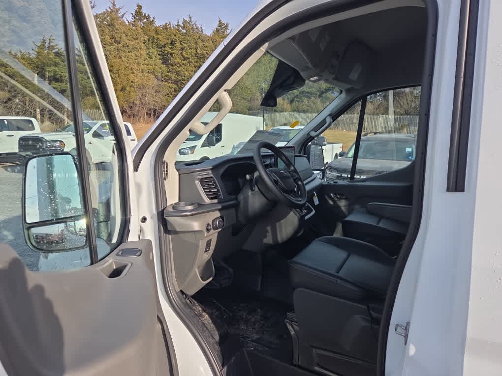 2026 Ford Transit Base