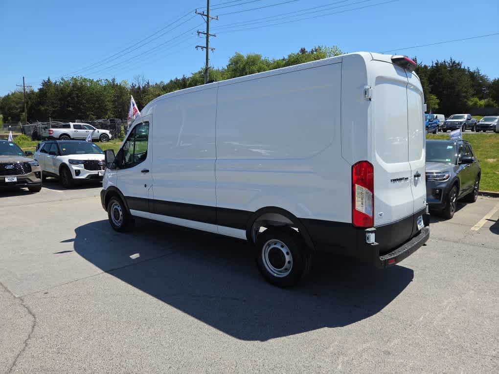 2026 Ford Transit Cargo Van Base