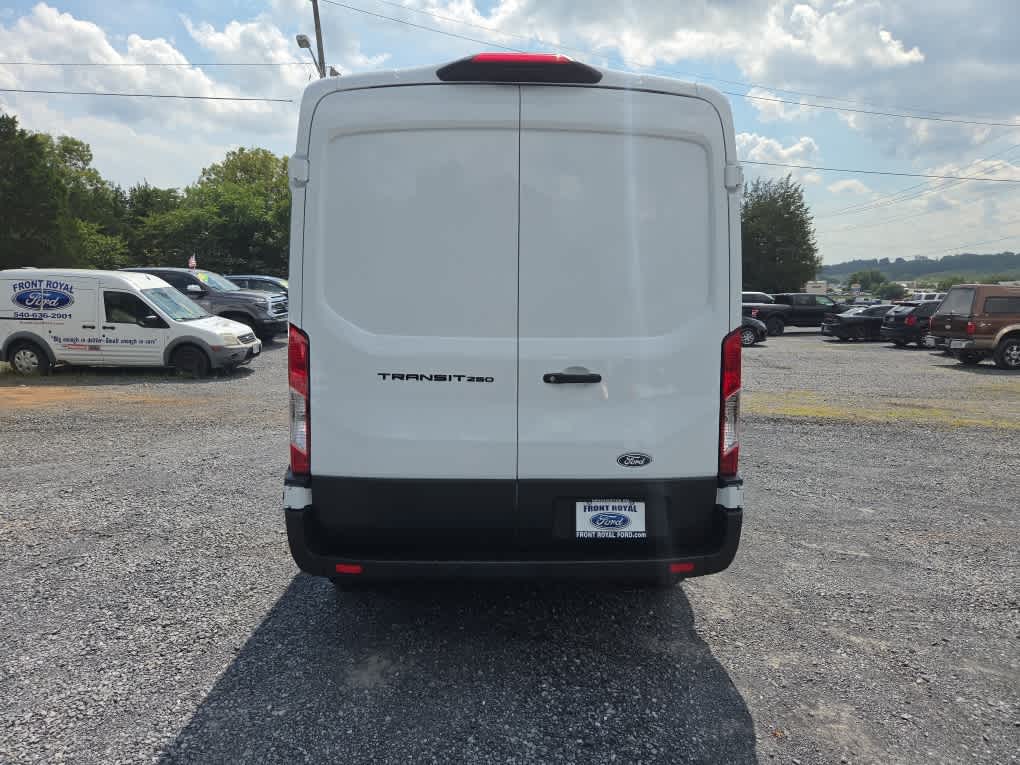 2026 Ford Transit Cargo Van Base