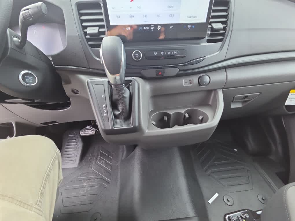 2026 Ford Transit Base